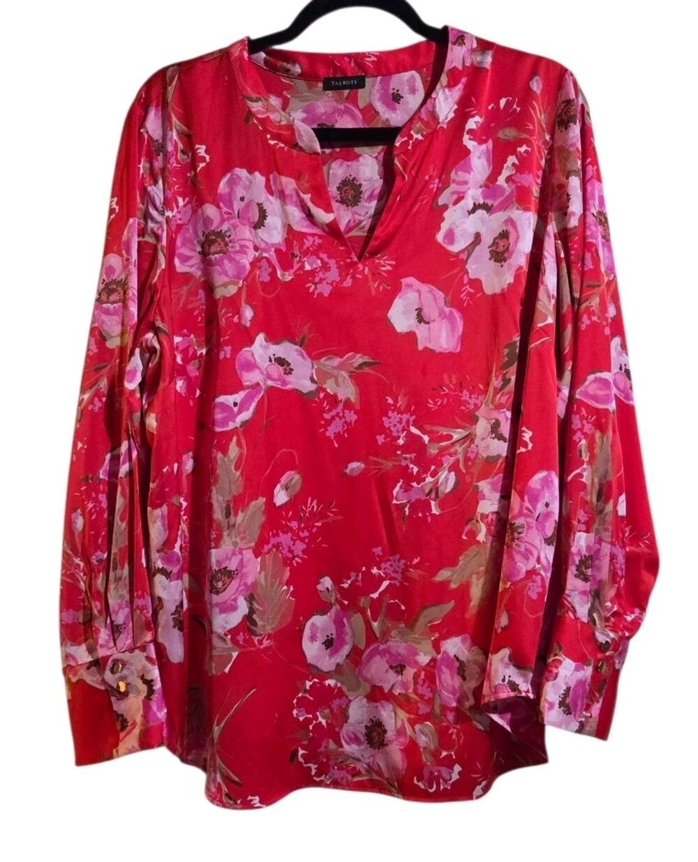 Talbots Soft Satin Charmeuse Top Watercolor Bouquet Size 1X Red Floral LS Classy